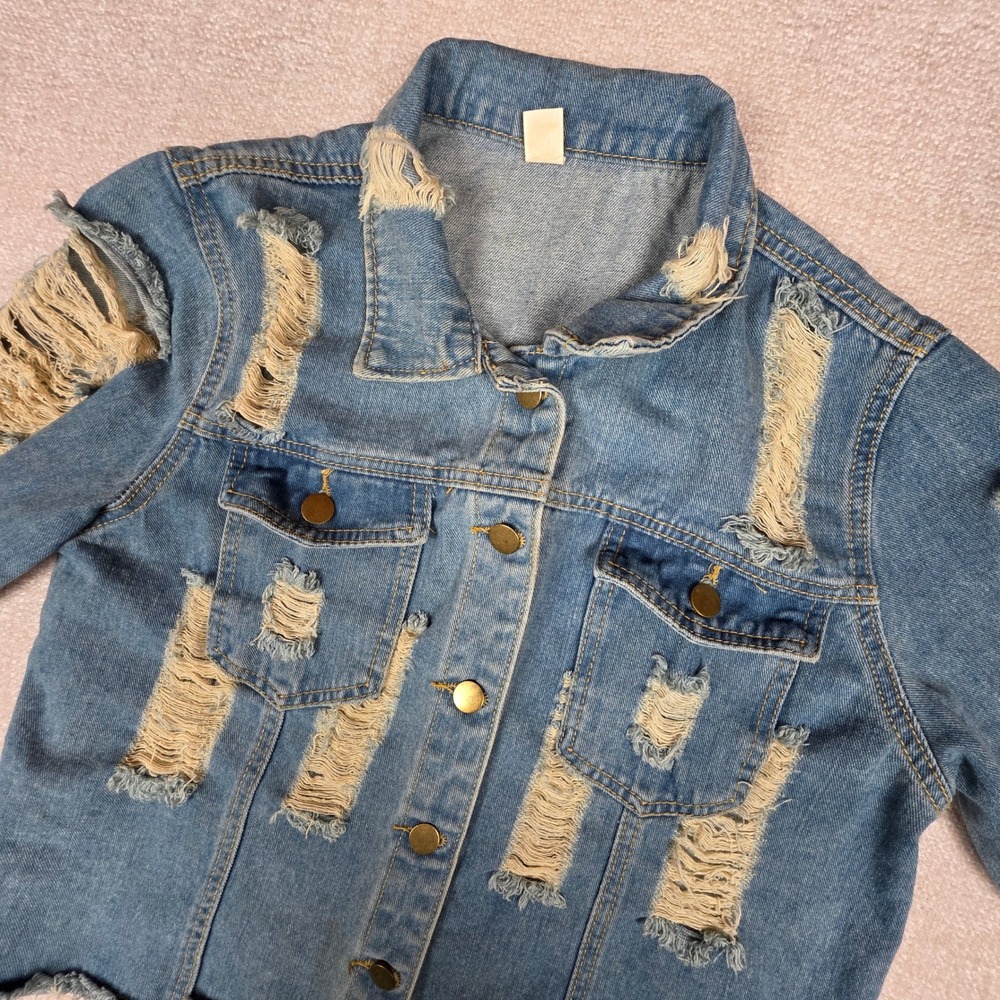 Womens‎ Heavily Distressed Denim Jacket Light Wash Shredded Raw Hem XL Trucker